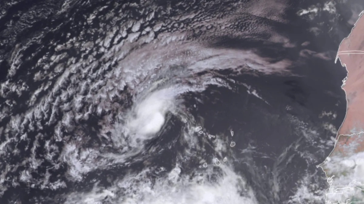 Tropical Storm Erin: Updates, History & How to Stay Safe